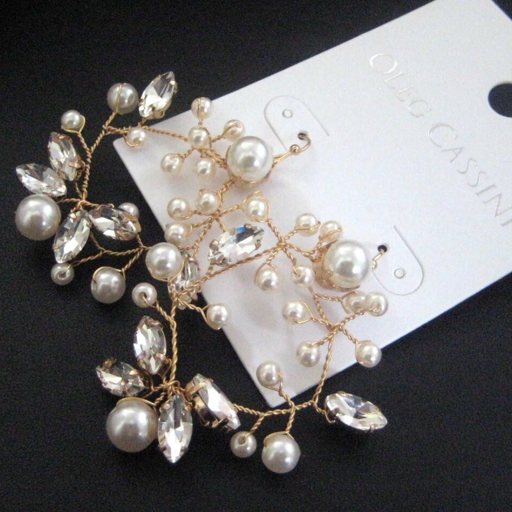Oleg Cassini faux Pearl & Navette wire Earrings hook style New on Card - Picture 2 of 4